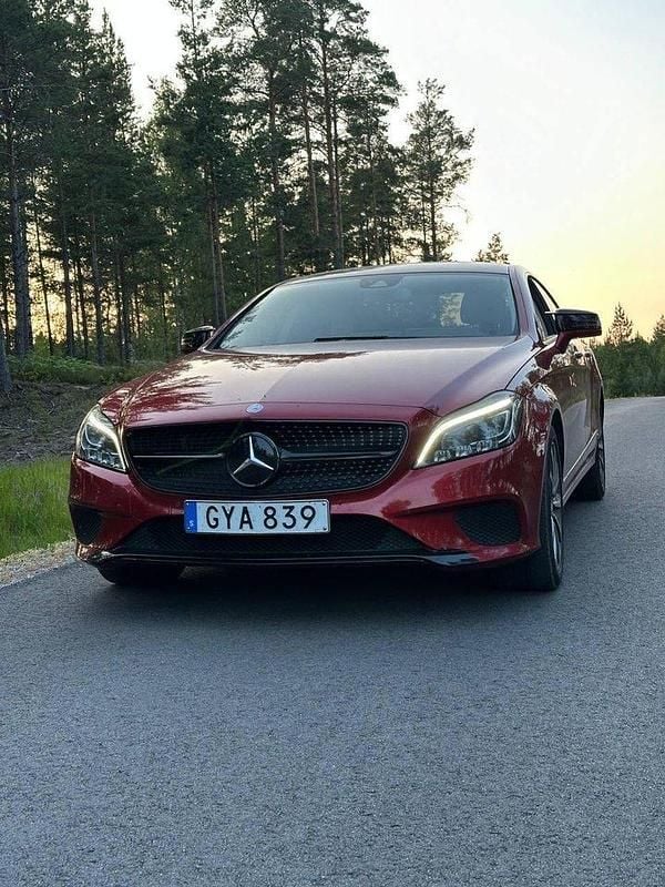 Röd Begagnad 2016 Mercedes CLS400 Sportkupé | 255 000 kr - Bild 1/4