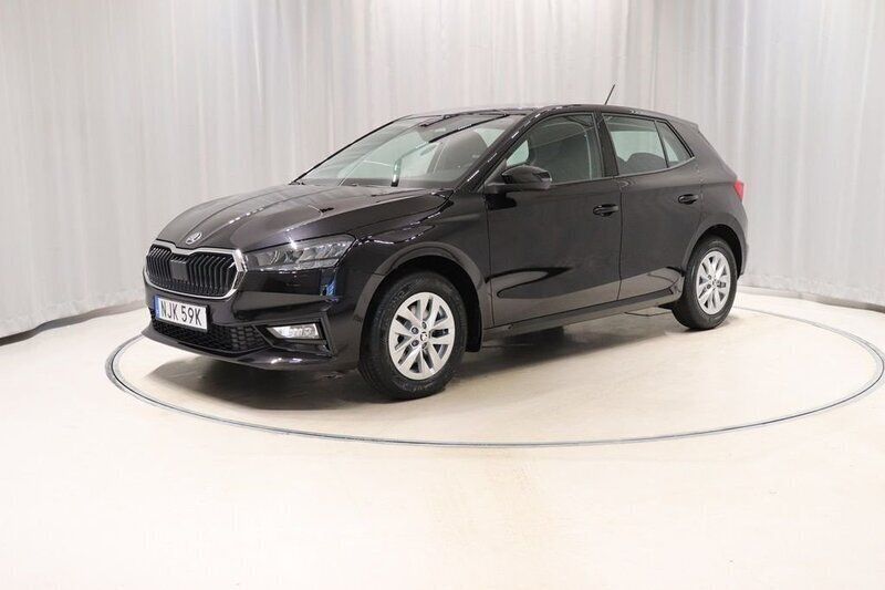 Svart Begagnad 2024 Skoda Fabia Halvkombi | 219 900 kr (Bra pris) - Bild 1/4