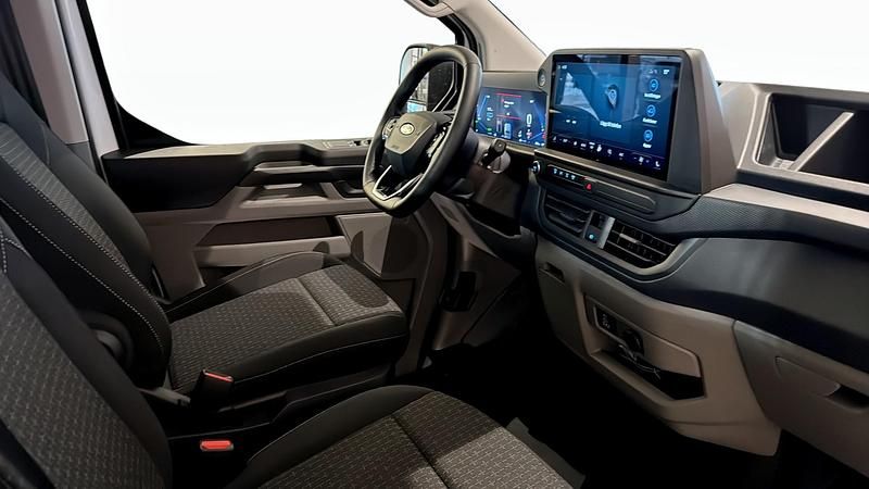 Ny Ford E-Transit 2026 Vit Van