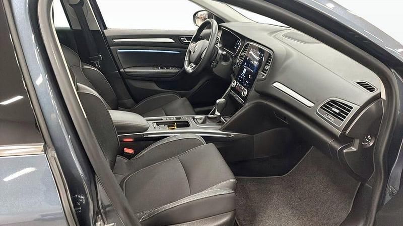 Begagnad Renault Mégane IV Techno 140 HK (102 kW) 2023 Grå Kombi