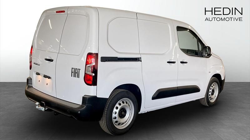 Ny Fiat Doblò 131 HK (96 kW) 2025 Vit Minibuss