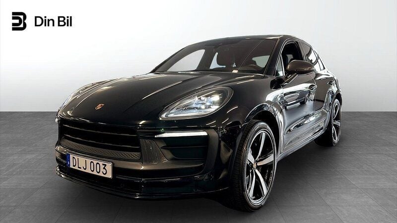 Svart Begagnad 2022 Porsche Macan SUV | 729 900 kr (Marknadspris) - Bild 1/4