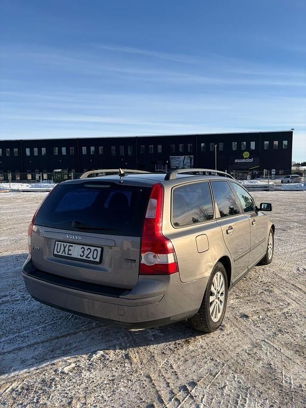 Begagnad Volvo V50 140 HK (102 kW) 2004 Kombi