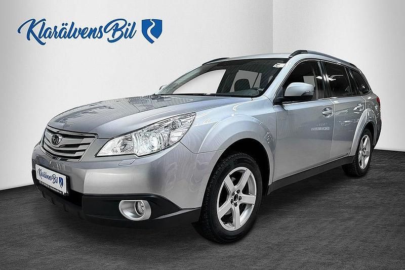 Silver Begagnad 2012 Subaru Outback Kombi | 139 900 kr (Lite dyr) - Bild 1/4