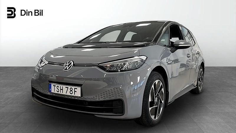 Grå Begagnad 2022 VW ID.3 Pro Performance Halvkombi | 249 900 kr (Marknadspris) - Bild 1/4