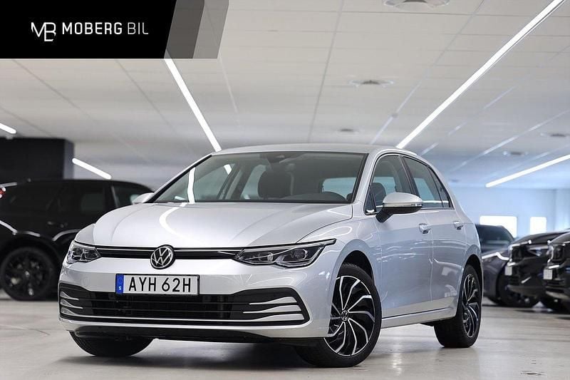 Silver Begagnad 2020 VW Golf VII Kombi | 269 900 kr (Dyr) - Bild 1/3