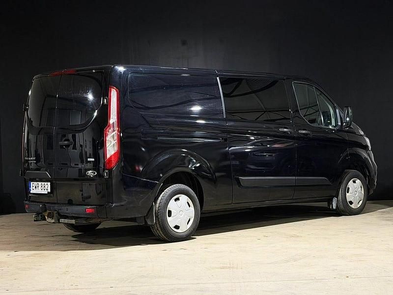 Begagnad Ford Transit Custom 131 HK (96 kW) 2018 Svart Van