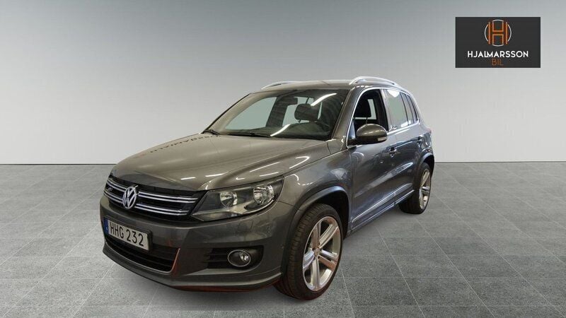Begagnad VW Tiguan R-line 161 HK (118 kW) 2014 Mörkgrå SUV