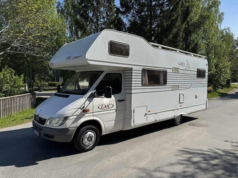 Vit Begagnad 2004 Mercedes Sprinter Van | 299 900 kr - Bild 1/4