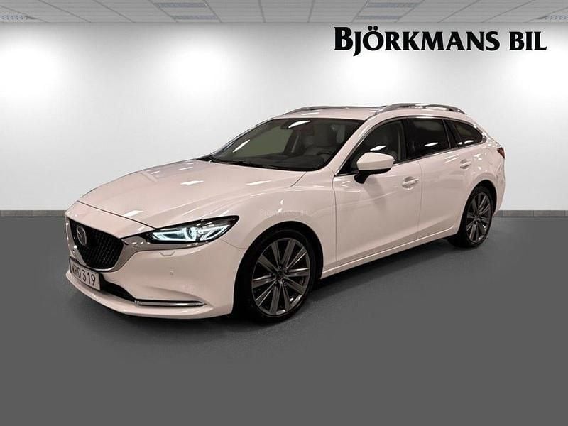 Vit Begagnad 2018 Mazda 6 Kombi | 245 000 kr (Marknadspris) - Bild 1/4