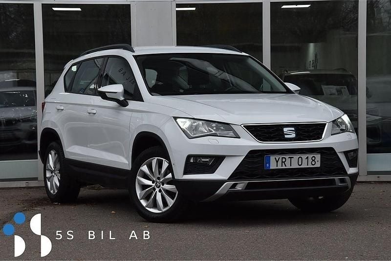 Vit Begagnad 2018 Seat Ateca Style SUV | 134 900 kr (Marknadspris) - Bild 1/4