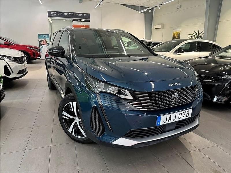 Blå Begagnad 2023 Peugeot 5008 GTi Minibuss | 299 900 kr (Marknadspris) - Bild 1/4