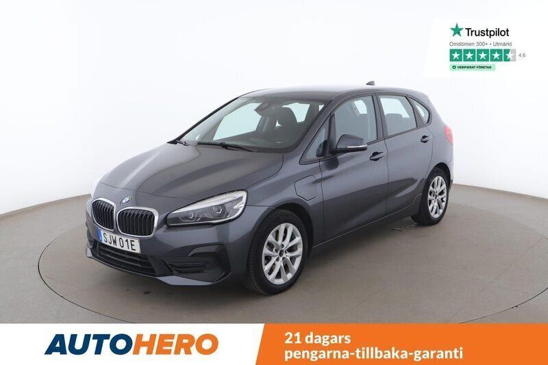 Grå Begagnad 2019 BMW 225 Active Tourer Advantage Minibuss | 220 000 kr - Bild 1/4