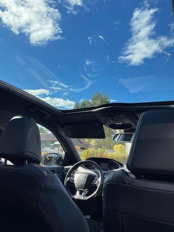 Begagnad Peugeot 308 GTi 181 HK (133 kW) 2015