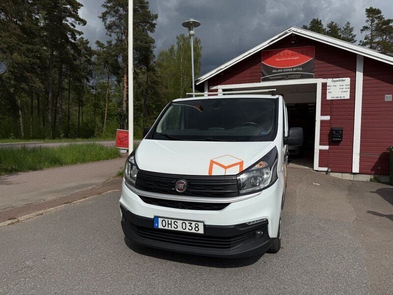 Vit Begagnad 2016 Fiat Talento Van | 89 900 kr (Marknadspris) - Bild 1/4