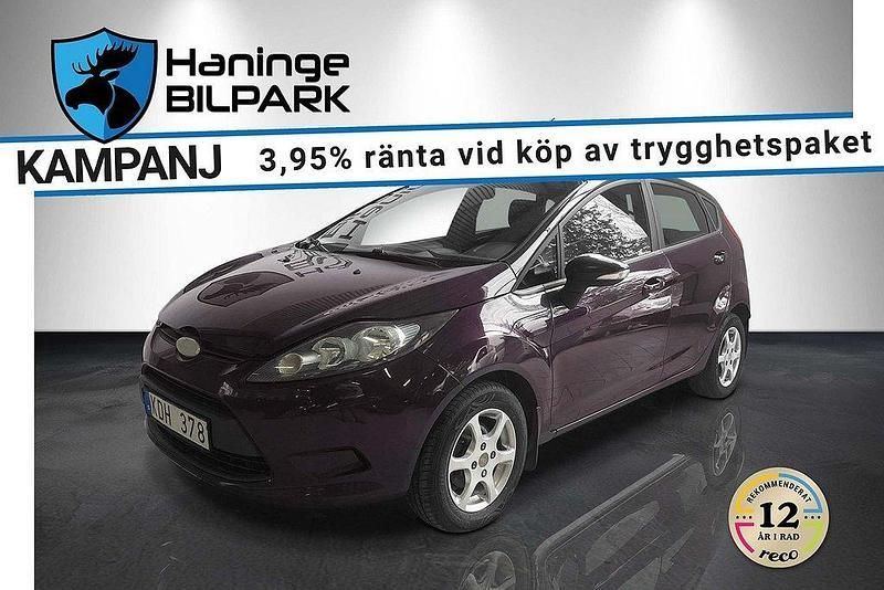 Röd Begagnad 2009 Ford Fiesta Halvkombi | 39 900 kr (Marknadspris) - Bild 1/1