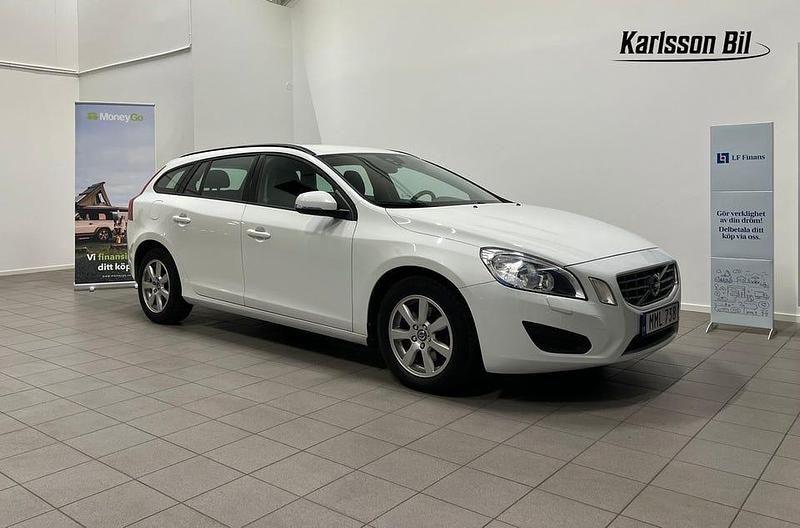 Begagnad Volvo V60 116 HK (85 kW) 2013 Vit Kombi