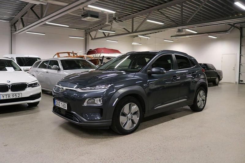Begagnad Hyundai Kona Premium 150 kW (204 HK) 2020 Grå SUV