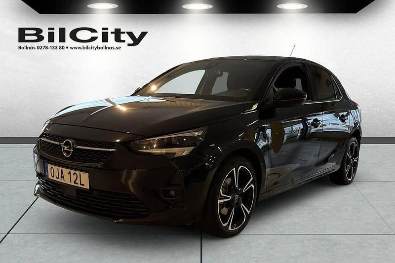 Svart Begagnad 2021 Opel Corsa Halvkombi | 189 000 kr (Marknadspris) - Bild 1/4