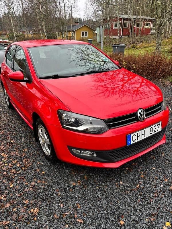 Begagnad 2012 VW Polo Halvkombi | 60 000 kr (Marknadspris) - Bild 1/4