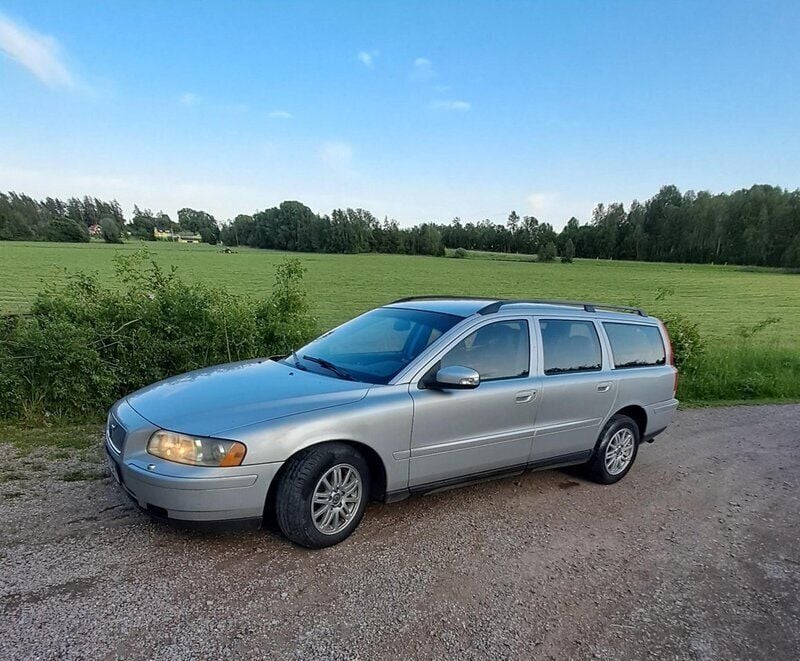 Grå Begagnad 2007 Volvo V70 Kombi | 29 000 kr (Bra pris) - Bild 1/1