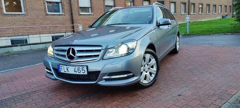 Begagnad 2012 Mercedes C180 Kombi | 99 900 kr (Marknadspris) - Bild 1/4