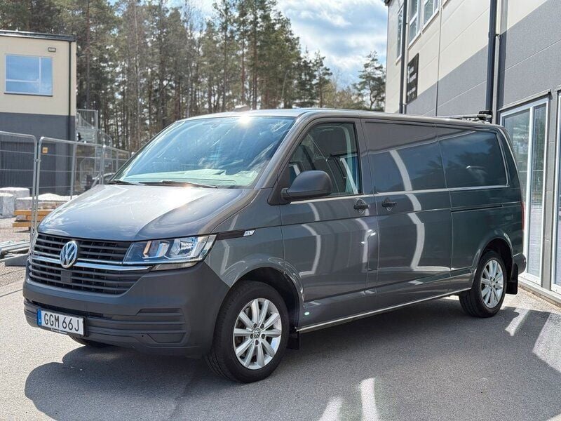 Vit Begagnad 2020 VW T6.1 Van | 424 400 kr (Superpris) - Bild 1/4