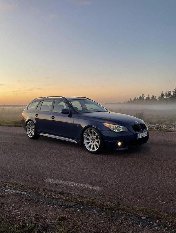 Blå Begagnad 2006 BMW 535 M Sport Kombi | 90 000 kr (Bra pris) - Bild 1/4