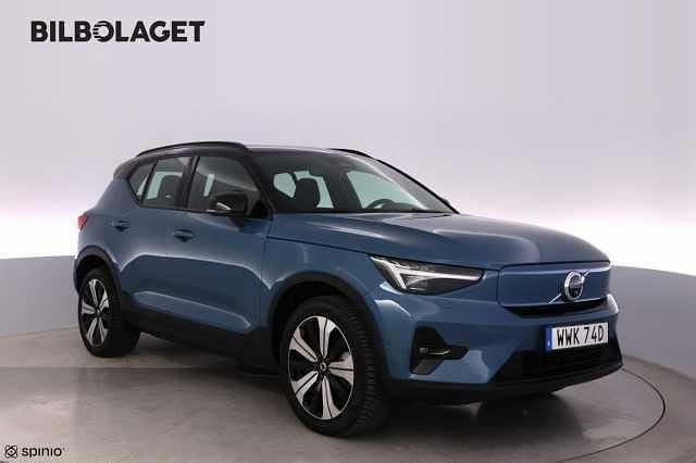 Svart Begagnad 2022 Volvo XC40 Ultimate SUV | 389 500 kr - Bild 1/4