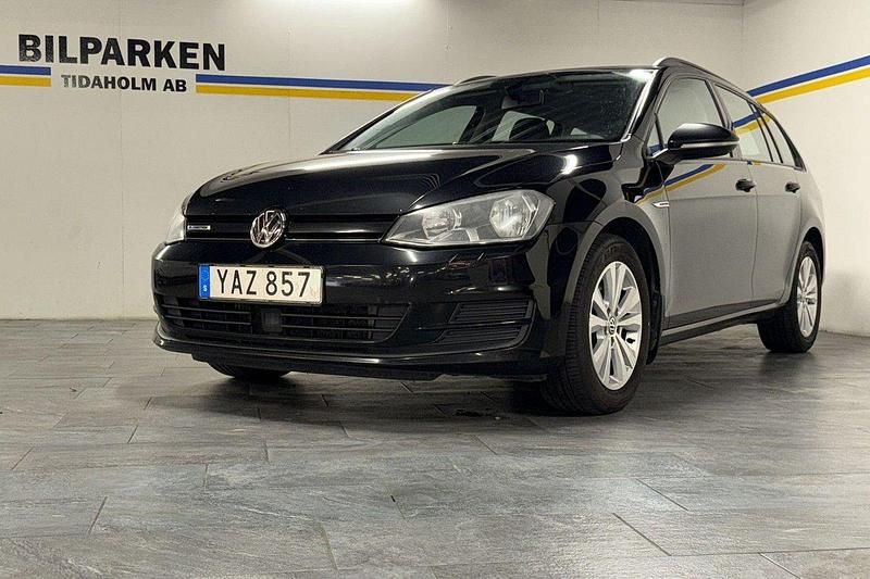 Svart Begagnad 2016 VW Golf VII Kombi | 89 900 kr (Lite dyr) - Bild 1/4