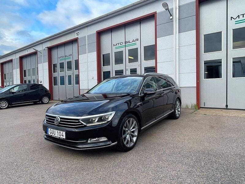 Svart Begagnad 2015 VW Passat GT Kombi | 169 900 kr (Marknadspris) - Bild 1/4
