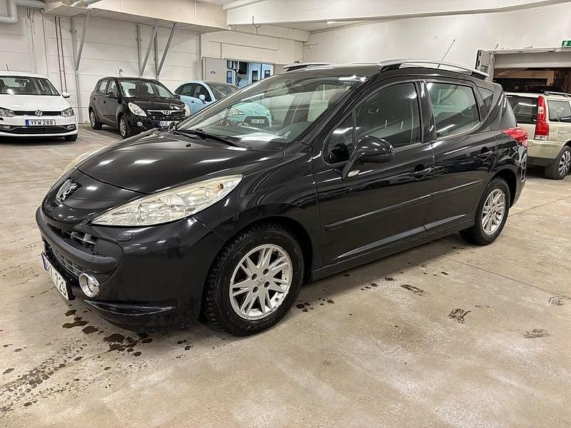 Svart Begagnad 2009 Peugeot 207 Kombi | 39 900 kr - Bild 1/4