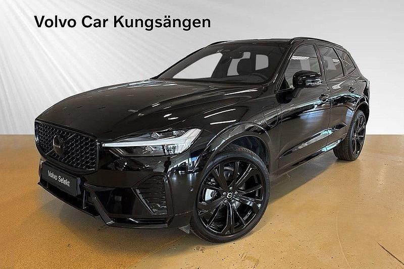 Svart Begagnad 2025 Volvo XC60 Plus SUV | 619 900 kr (Dyr) - Bild 1/3