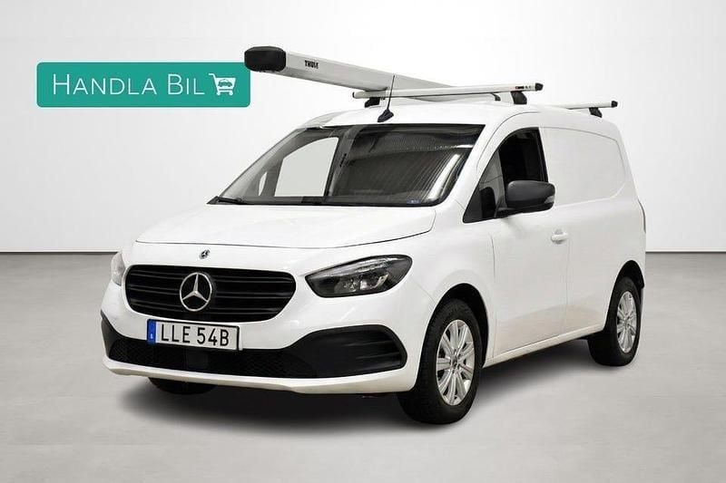 Vit Begagnad 2023 Mercedes Citan 110 Pickup | 249 900 kr (Marknadspris) - Bild 1/4