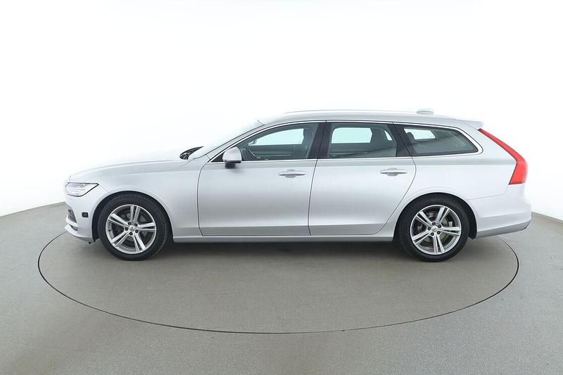 Begagnad Volvo V90 Momentum 192 HK (141 kW) 2018 Silver Kombi