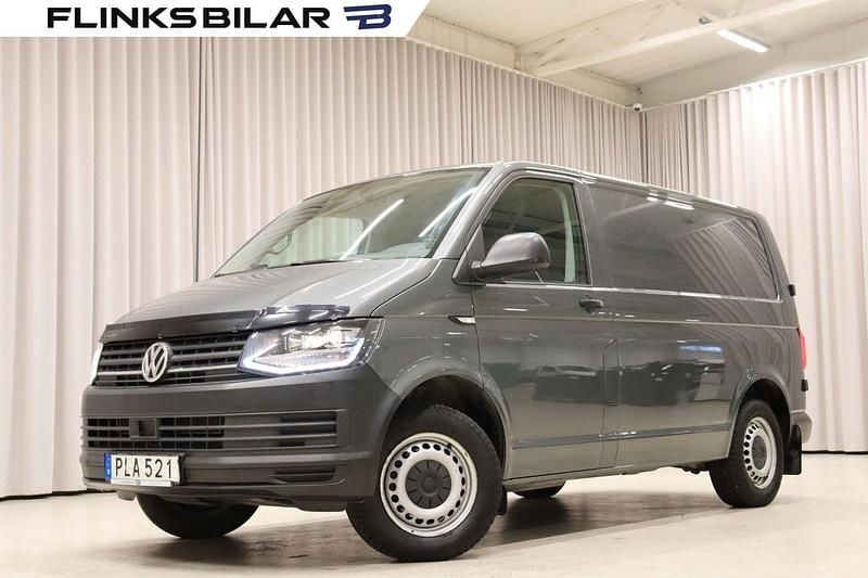 Grå (indiumgrå metallic) Begagnad 2018 VW T6 Van | 199 800 kr (Marknadspris) - Bild 1/4