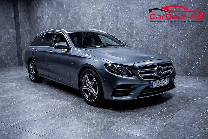 Grå Begagnad 2020 Mercedes E300 AMG Kombi | 359 800 kr (Superpris) - Bild 1/4