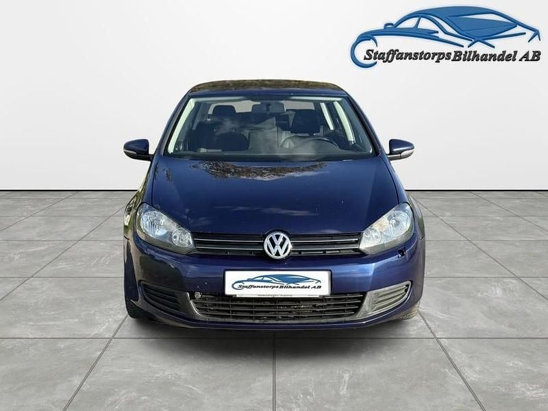 Begagnad VW Golf VII 105 HK (77 kW) 2011 Mörkblå (blå) Halvkombi