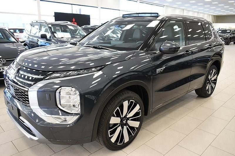 Ny Mitsubishi Outlander P-HEV Instyle 136 HK (100 kW) 2025 Grå SUV