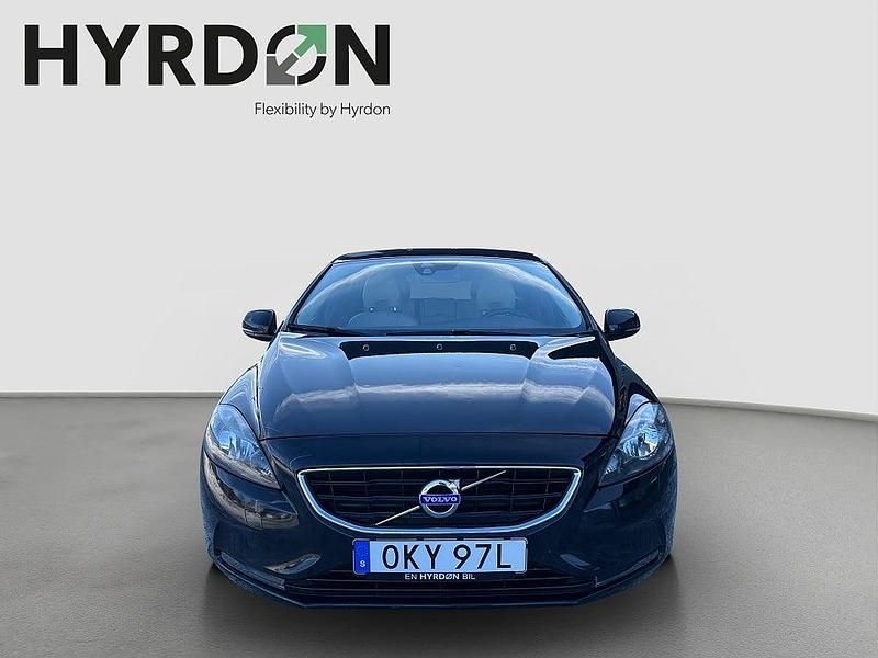 Begagnad Volvo V40 Summum 116 HK (85 kW) 2013 Svart Halvkombi