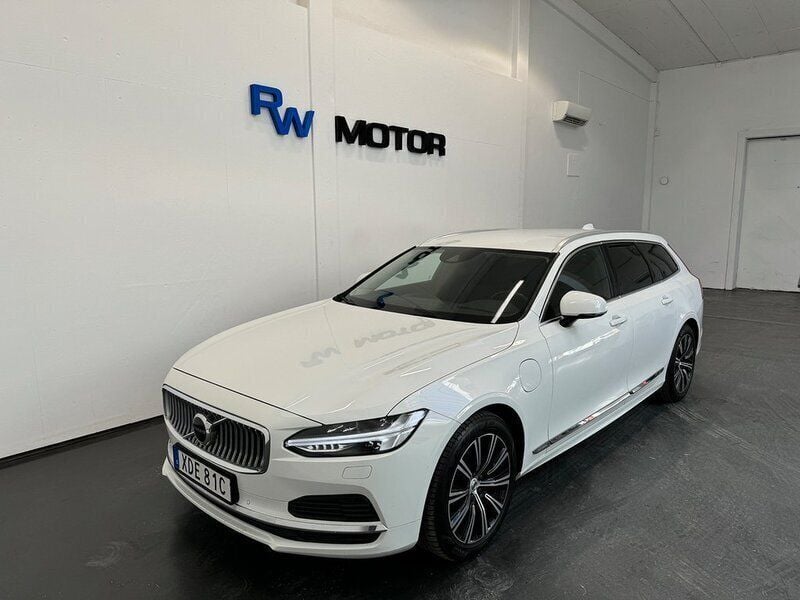 Vit Begagnad 2020 Volvo V90 Kombi | 249 900 kr (Marknadspris) - Bild 1/4