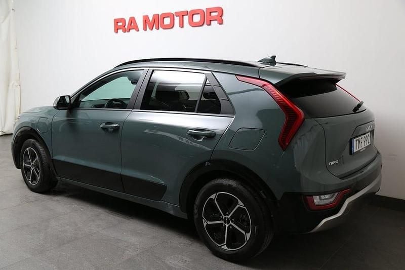 Begagnad Kia Niro Advance 184 HK (135 kW) 2023 Mörkgrön SUV