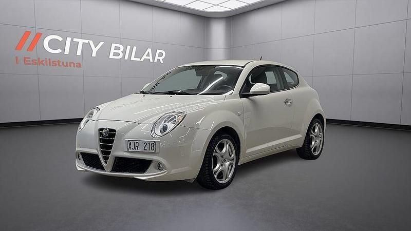Begagnad Alfa Romeo MiTo Distinctive 135 HK (99 kW) 2010 Vit Halvkombi