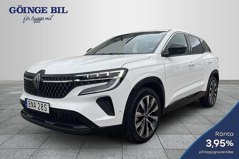 Begagnad Renault Austral Techno 159 HK (116 kW) 2023 Vit SUV