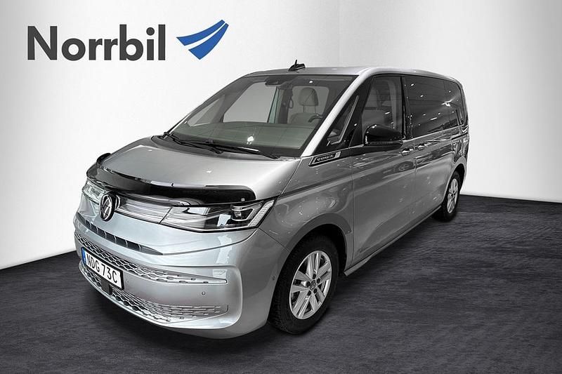 Begagnad VW Multivan Life 150 HK (110 kW) 2021 Blå Van