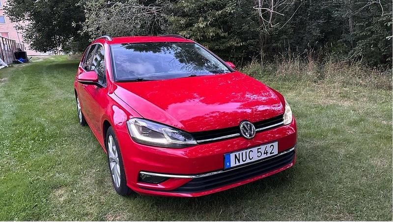 Röd Begagnad 2018 VW Golf VII Kombi | 165 000 kr (Bra pris) - Bild 1/4