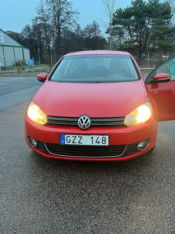 Begagnad 2013 VW Golf VII Halvkombi | 67 000 kr (Marknadspris) - Bild 1/3