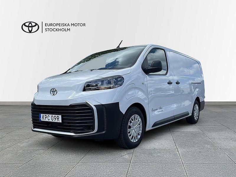 Begagnad Toyota Proace Comfort 100 kW (136 HK) 2024 Vit Minibuss