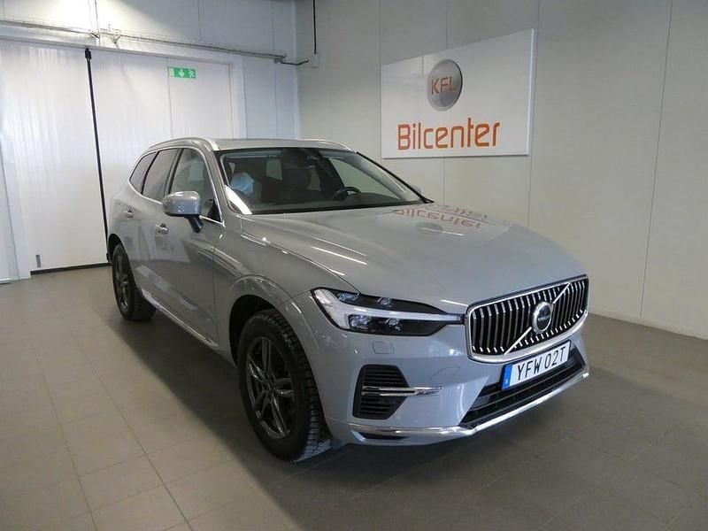 Begagnad Volvo XC60 350 HK (257 kW) 2023 Grå SUV