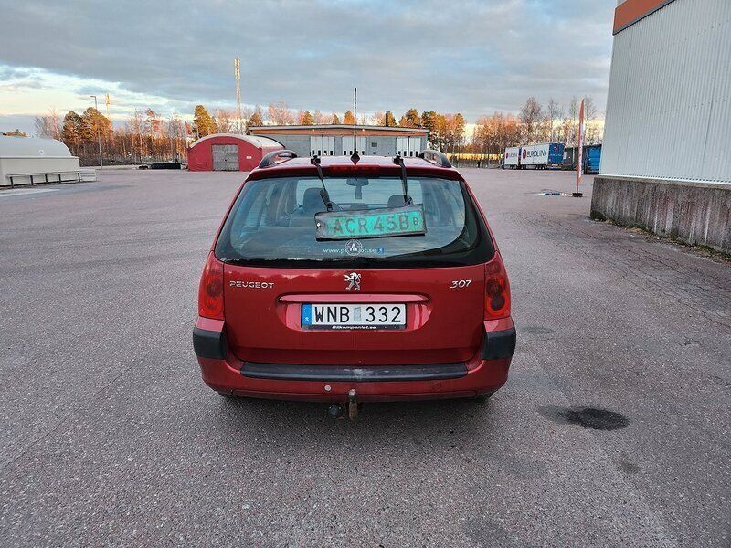 Begagnad Peugeot 307 109 HK (80 kW) 2005 Röd Kombi